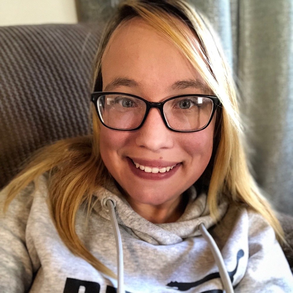 Meet your Posher, Alicia